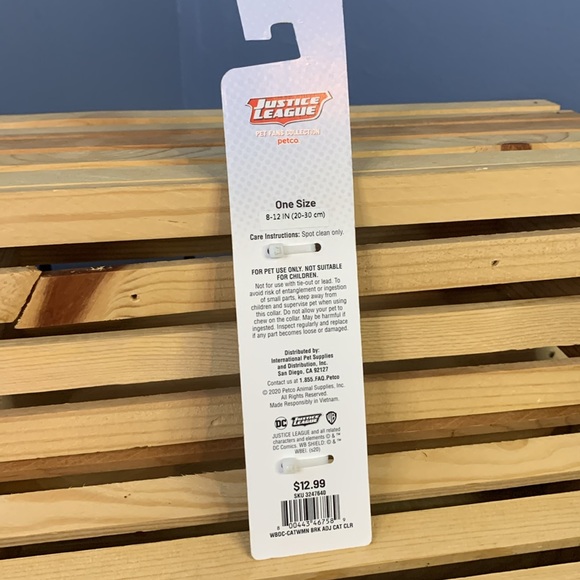 👑 Justice League Cat Woman Cat Collar NWT - Picture 3 of 4